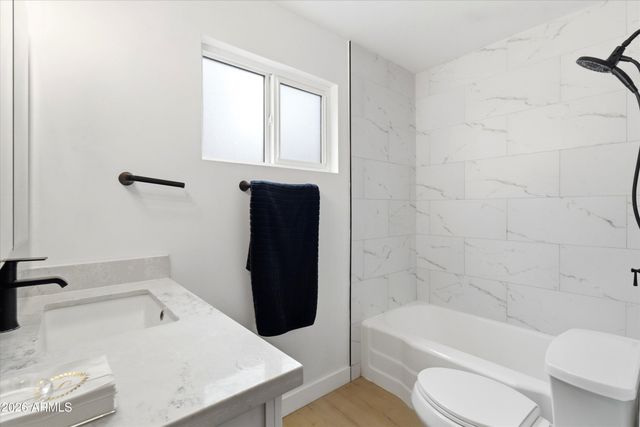 1708 E MCLELLAN Boulevard, Phoenix, AZ 85016