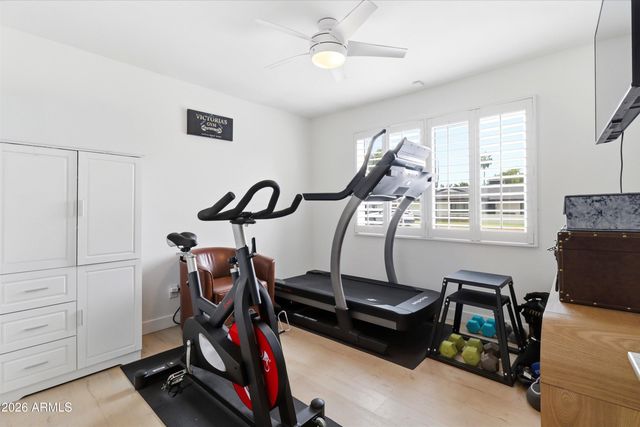 1708 E MCLELLAN Boulevard, Phoenix, AZ 85016