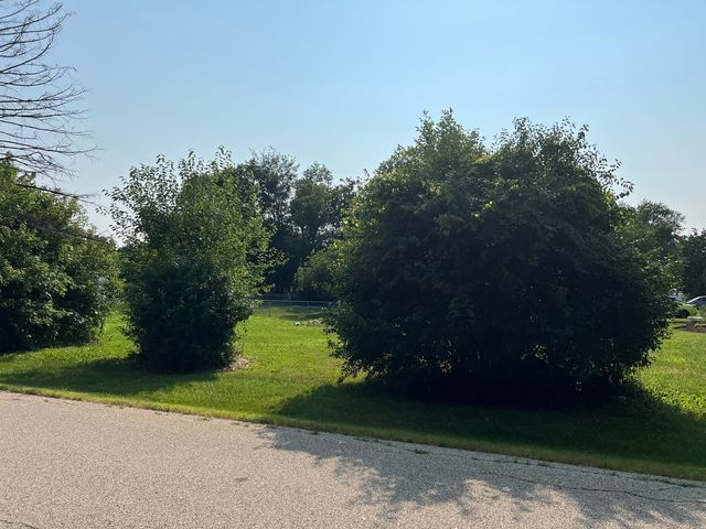 21447 W Maurine Drive, Lake Villa, IL 60046