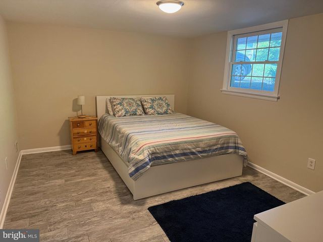 1022 HARBOR DR, Annapolis, MD 21403
