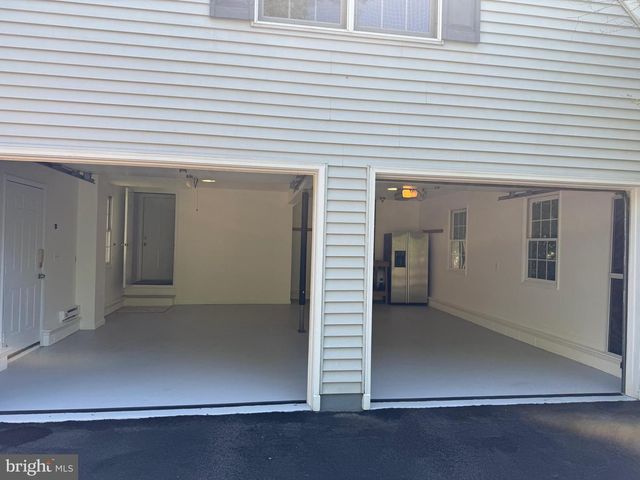 1022 HARBOR DR, Annapolis, MD 21403