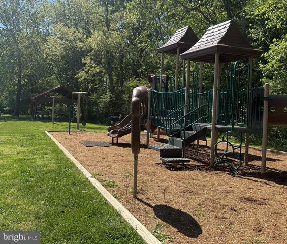 1022 HARBOR DR, Annapolis, MD 21403