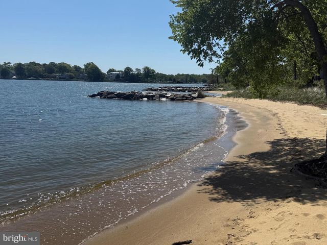 1022 HARBOR DR, Annapolis, MD 21403