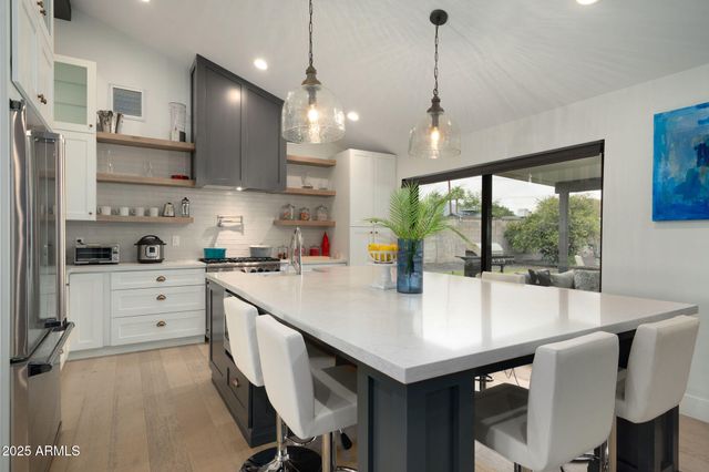 3413 N 45TH Street, Phoenix, AZ 85018