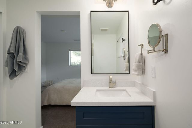 3413 N 45TH Street, Phoenix, AZ 85018