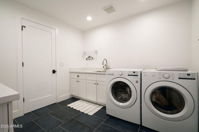 3413 N 45TH Street, Phoenix, AZ 85018