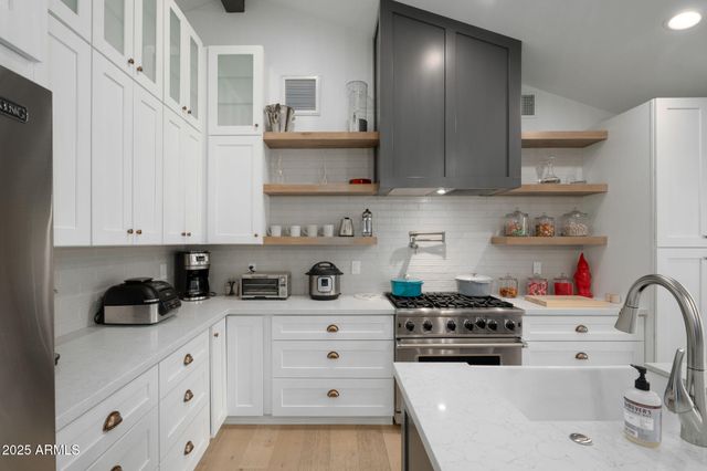 3413 N 45TH Street, Phoenix, AZ 85018