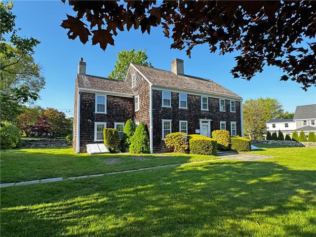 6 Baldwin Road, Middletown, RI 02842