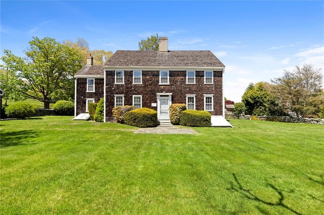 6 Baldwin Road, Middletown, RI 02842