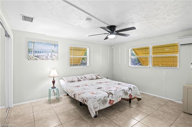 2248 Ephraim AVE, Fort Myers, FL 33907