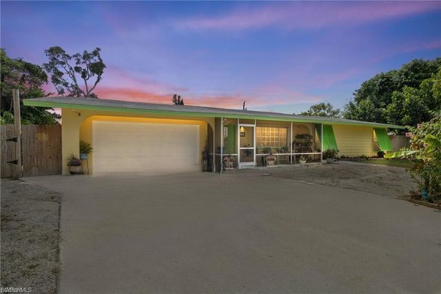 2248 Ephraim AVE, Fort Myers, FL 33907