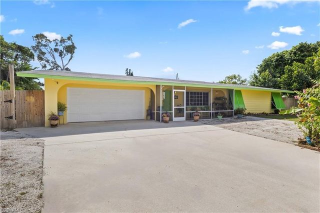 2248 Ephraim AVE, Fort Myers, FL 33907