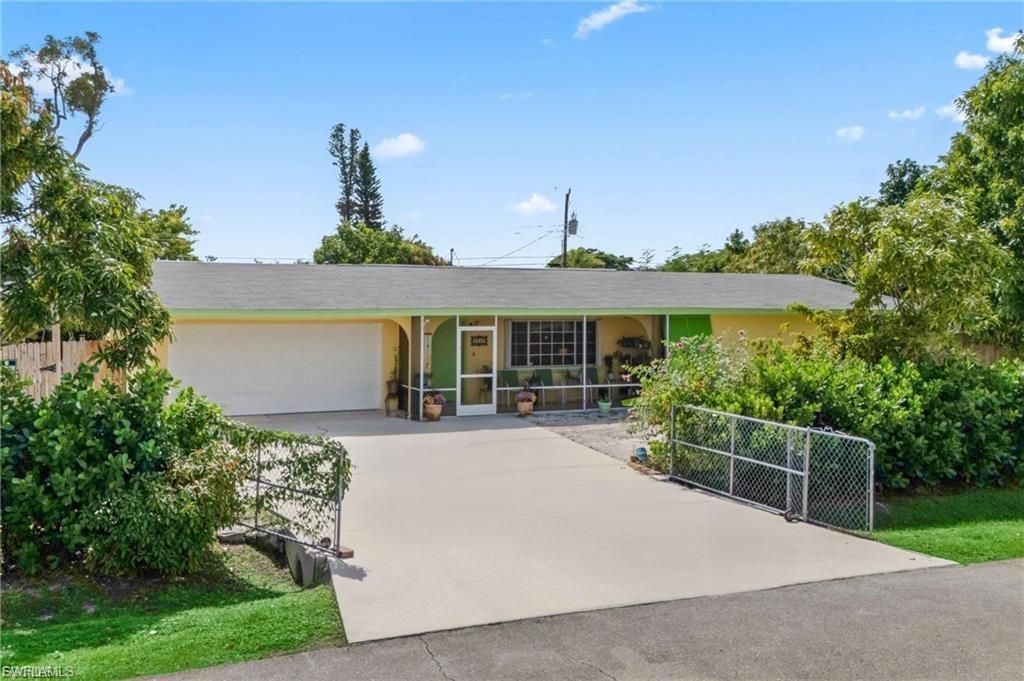 2248 Ephraim AVE, Fort Myers, FL 33907