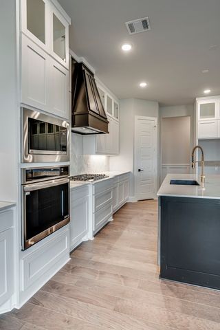 4018 Nola Drive, Midlothian, TX 76065