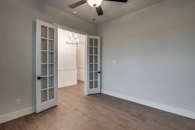 4018 Nola Drive, Midlothian, TX 76065