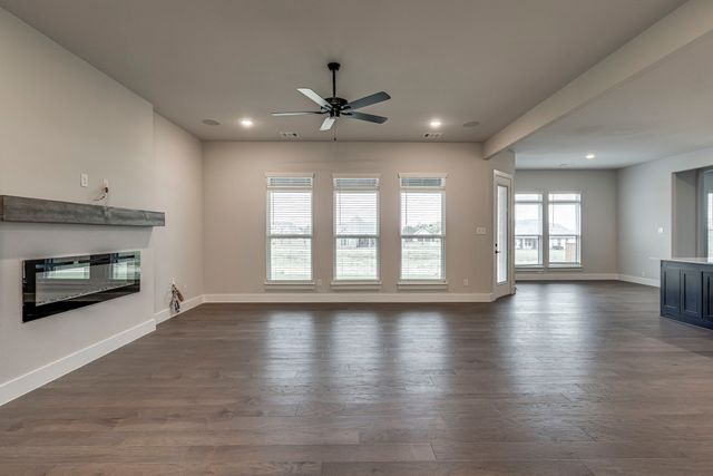 4018 Nola Drive, Midlothian, TX 76065