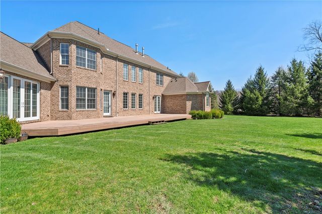 107 Kingston Ave, Cranberry Twp, PA 16066