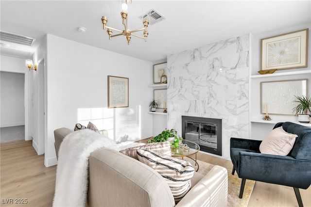 5412 Gipsy Avenue, Las Vegas, NV 89107