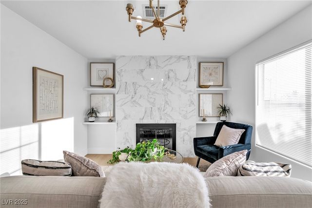 5412 Gipsy Avenue, Las Vegas, NV 89107