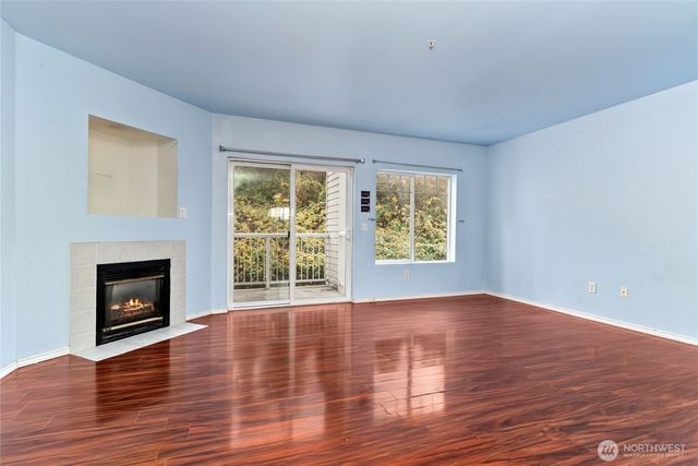 31900 104th Avenue SE #C204, Auburn, WA 98092