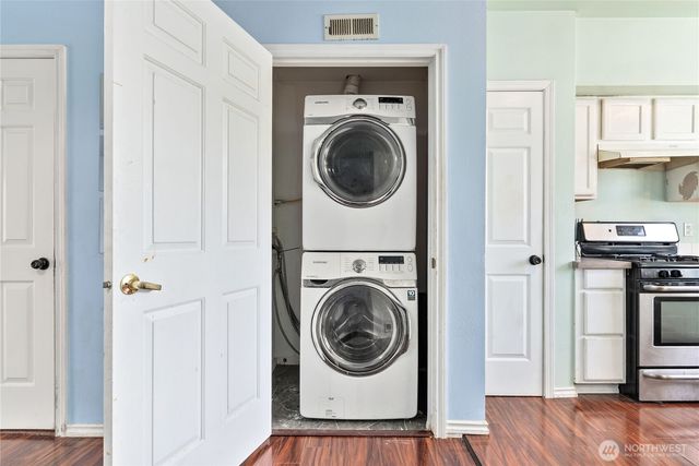 31900 104th Avenue SE #C204, Auburn, WA 98092