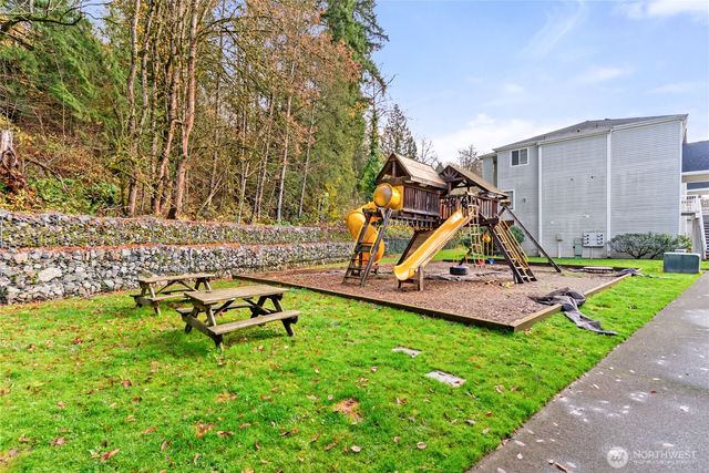 31900 104th Avenue SE #C204, Auburn, WA 98092