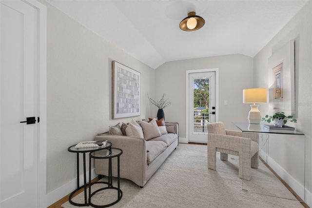 310 PARK STREET N, St Petersburg, FL 33710