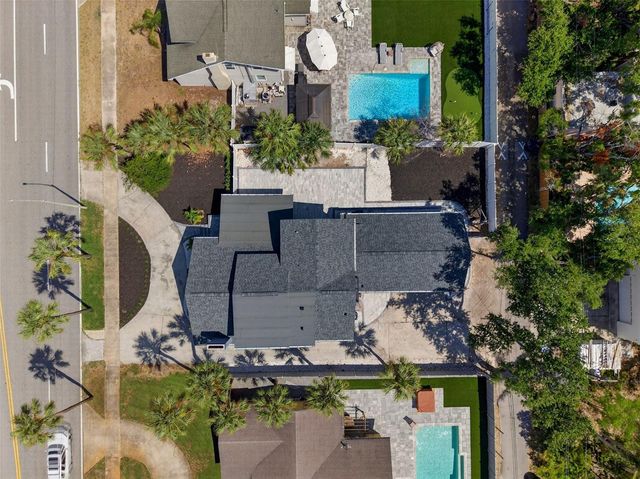310 PARK STREET N, St Petersburg, FL 33710