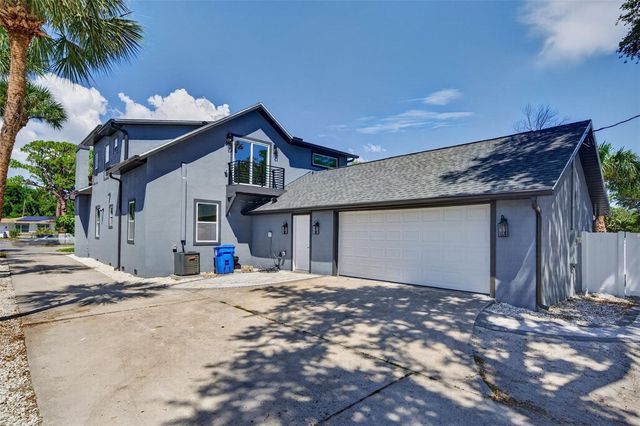 310 PARK STREET N, St Petersburg, FL 33710