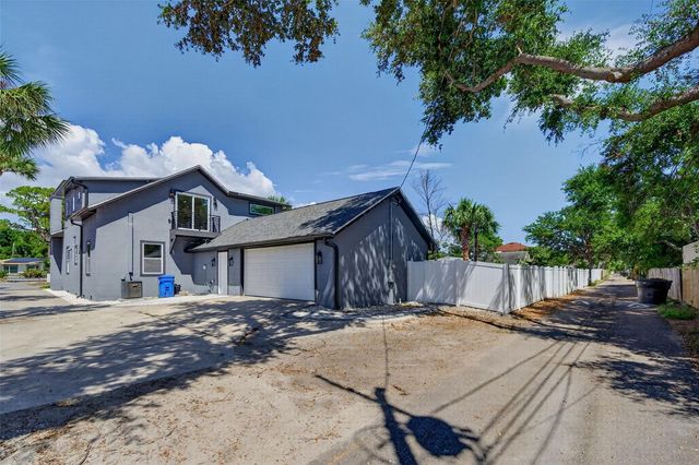 310 PARK STREET N, St Petersburg, FL 33710