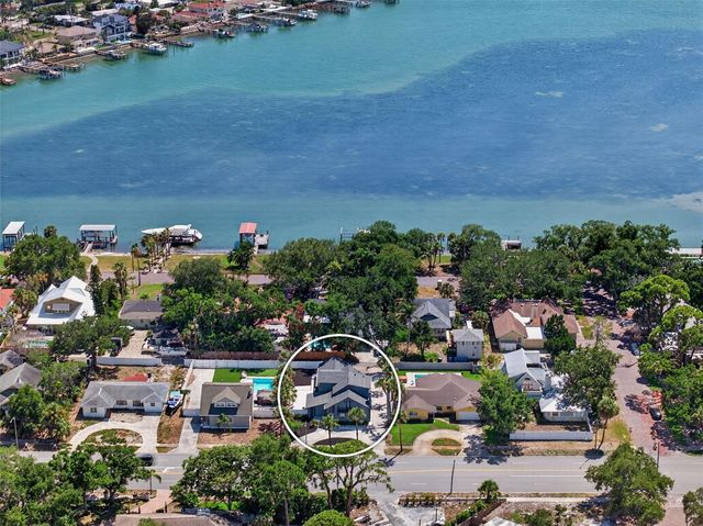 310 PARK STREET N, St Petersburg, FL 33710