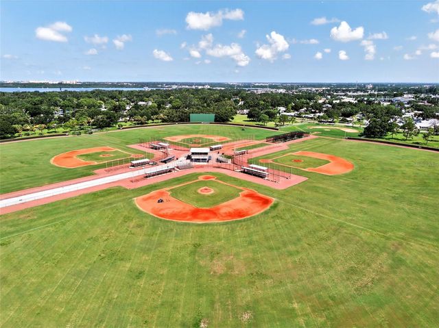 310 PARK STREET N, St Petersburg, FL 33710