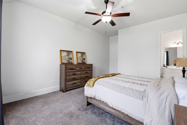 10062 S Goshawk Trail, Conroe, TX 77385
