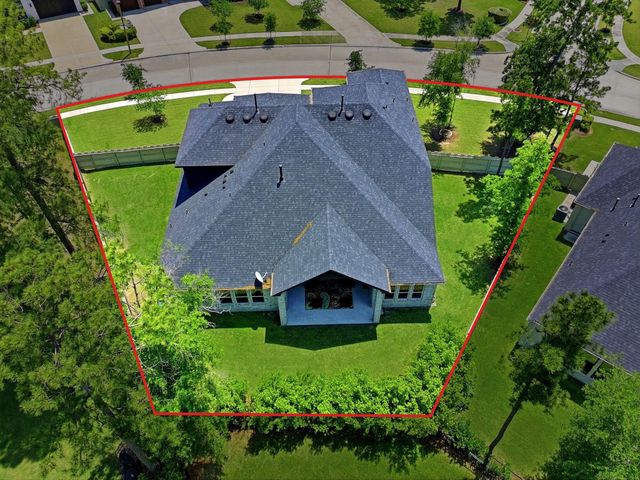 10062 S Goshawk Trail, Conroe, TX 77385