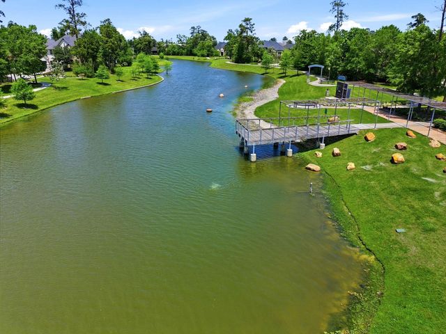 10062 S Goshawk Trail, Conroe, TX 77385