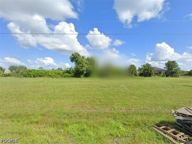 413 NW 31st PL, Cape Coral, FL 33993