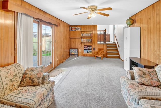2115 Coventry Drive, Parma, OH 44134