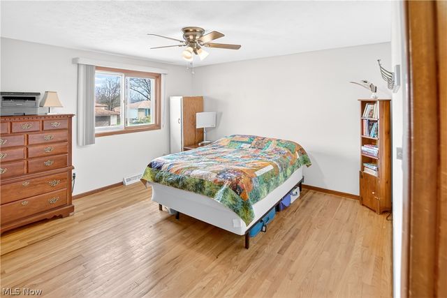 2115 Coventry Drive, Parma, OH 44134