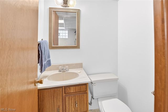 2115 Coventry Drive, Parma, OH 44134