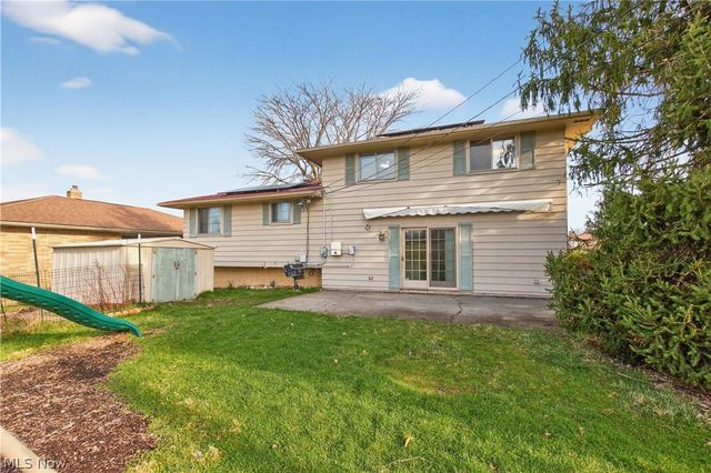 2115 Coventry Drive, Parma, OH 44134