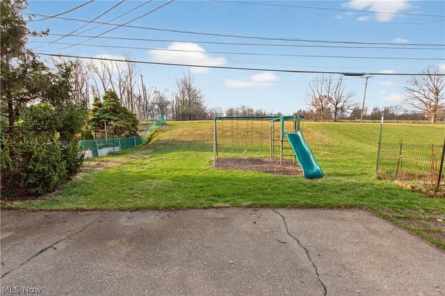 2115 Coventry Drive, Parma, OH 44134