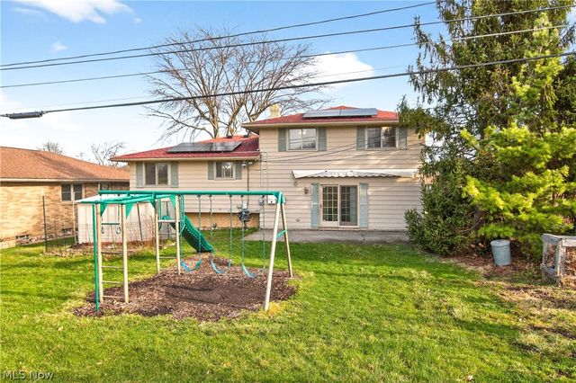 2115 Coventry Drive, Parma, OH 44134