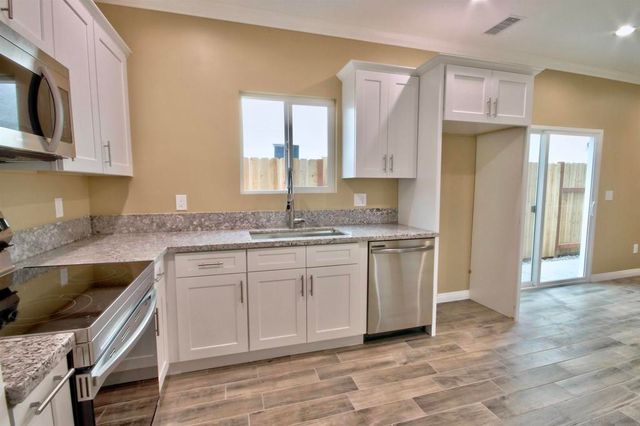 903 5 Concepcion Ave, Spring Valley, CA 91977