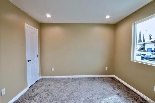 903 5 Concepcion Ave, Spring Valley, CA 91977