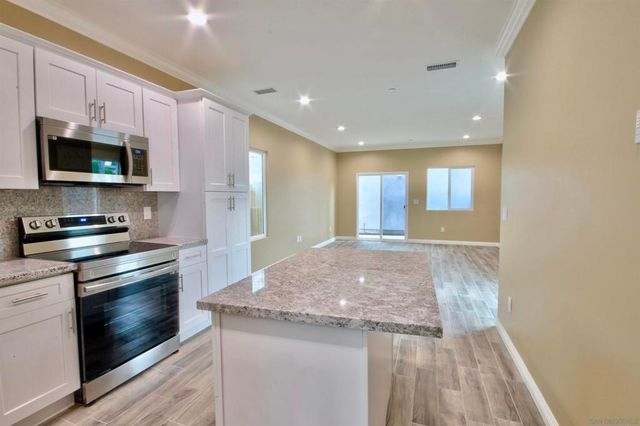 903 5 Concepcion Ave, Spring Valley, CA 91977