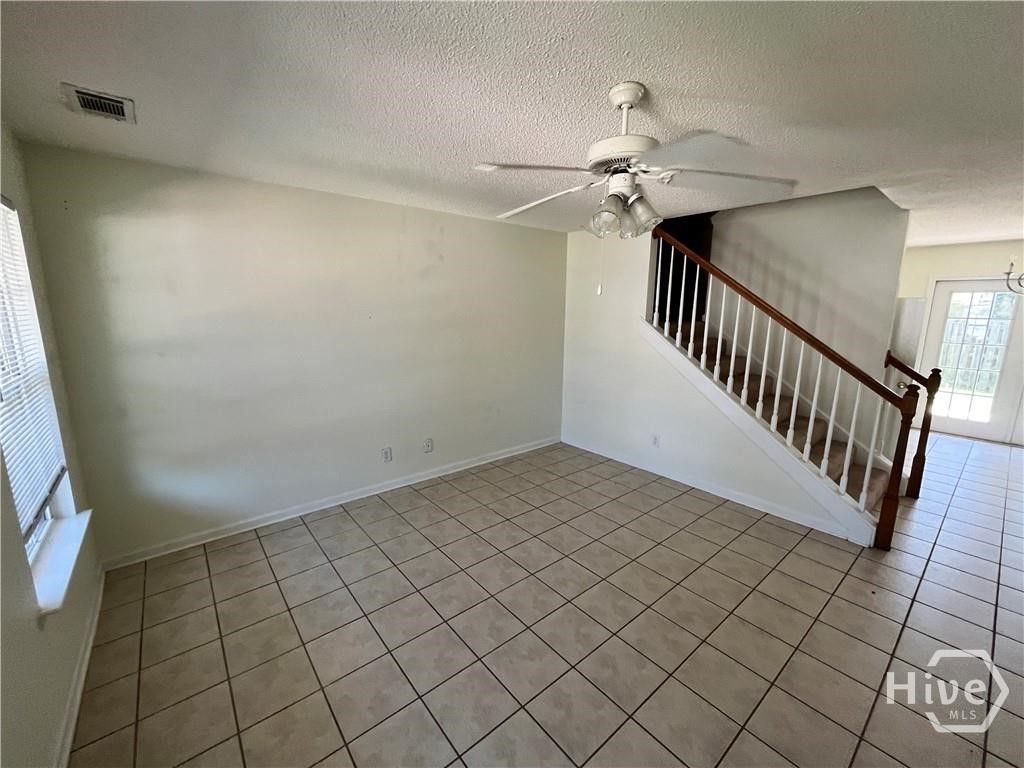 Image 2 of property listing at 92 Aubrey Trail, Richmond Hill, GA 31324