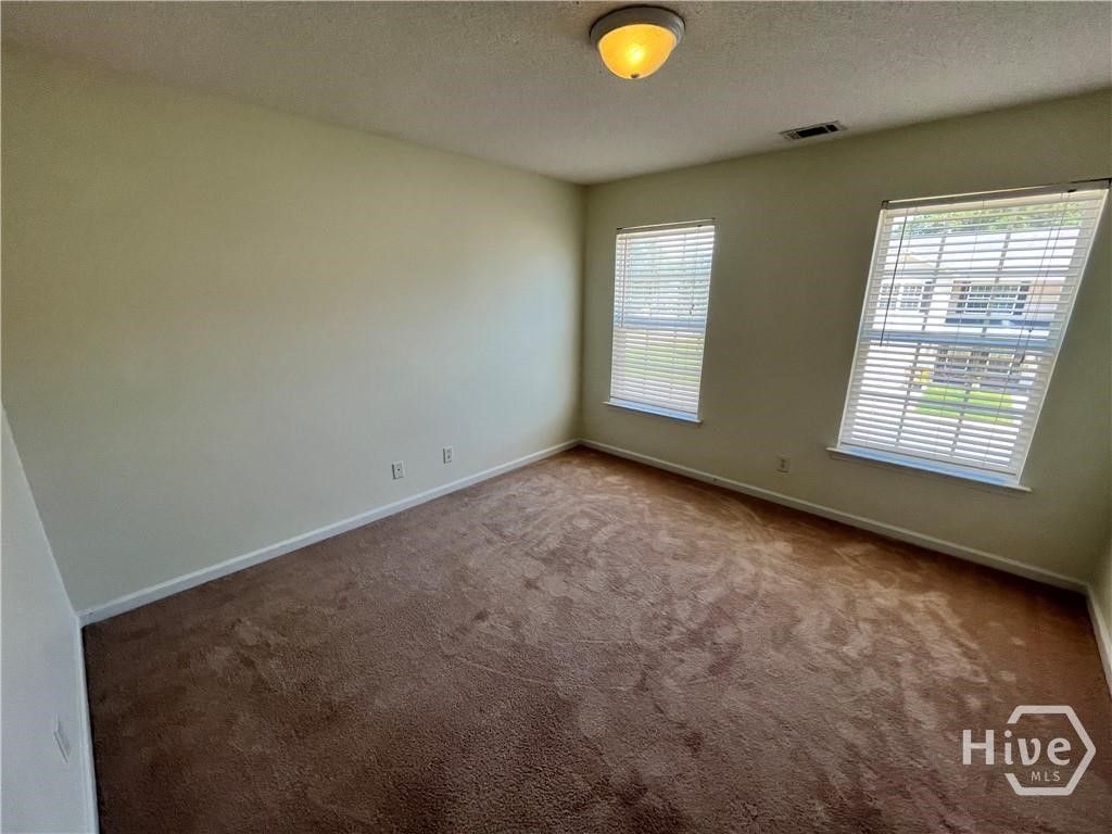 Image 9 of property listing at 92 Aubrey Trail, Richmond Hill, GA 31324
