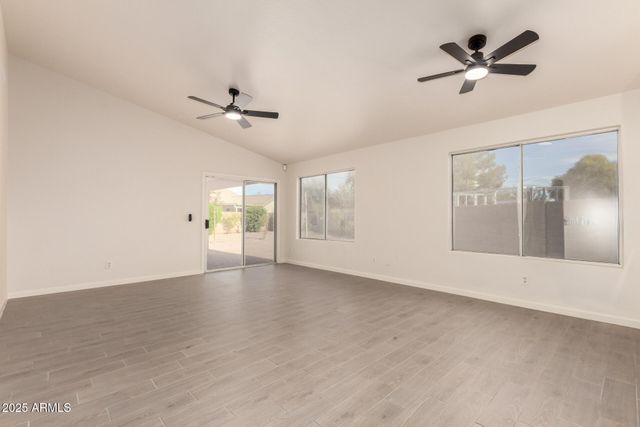 8214 W LUMBEE Street, Phoenix, AZ 85043