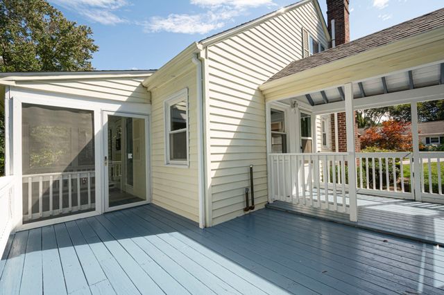 10 Farview Ave, Shrewsbury, MA 01545