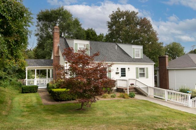 10 Farview Ave, Shrewsbury, MA 01545